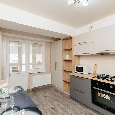 Luxrent Appartement Chişinǎu Buitenkant foto