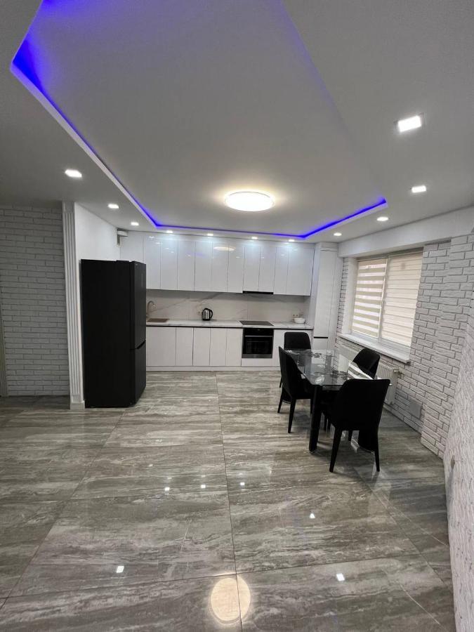 Luxrent Appartement Chişinǎu Buitenkant foto