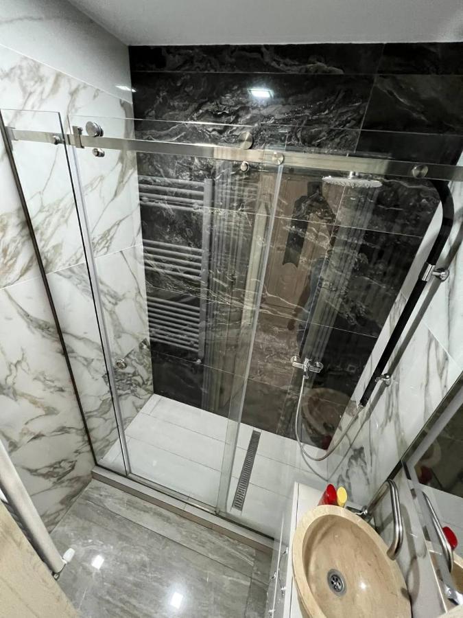 Luxrent Appartement Chişinǎu Buitenkant foto